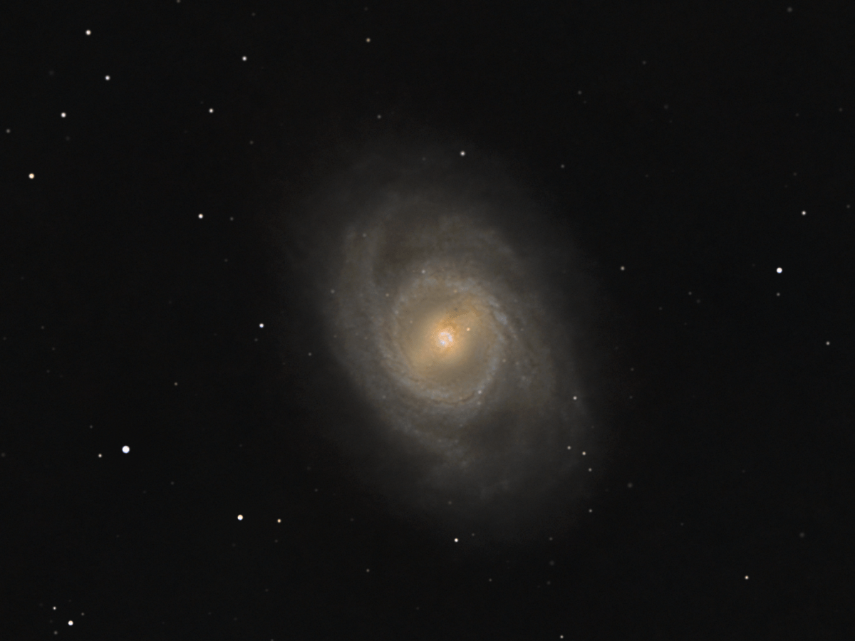 Exploring the Structure of Messier 95&nbsp;Galaxy